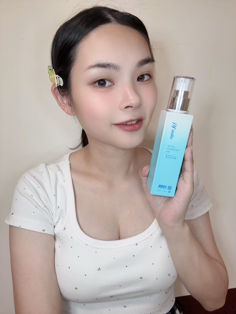 女人知己試用大隊,口碑行銷,部落客行銷,JY stella 佳妍生技氨基酸保濕潔顏凝露,溫和洗淨,維他命原B5,甜菜鹼,海藻醣,保加利亞玫瑰純露,金盏花純露,永久花純露,乳香膠純露,氨基酸,淨化平衡,兼具保濕,佳妍生技-氨基酸保濕潔顏凝露,「氨基酸+保濕呵護，敏感的妳安心之選！」